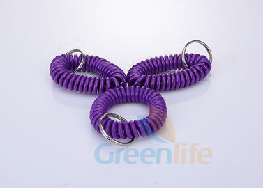 Kundenspezifische elastische Spulen-Ausdehnungs-Manschette Keychain, Purpur-gewundener Armband-Schlüssel-Halter